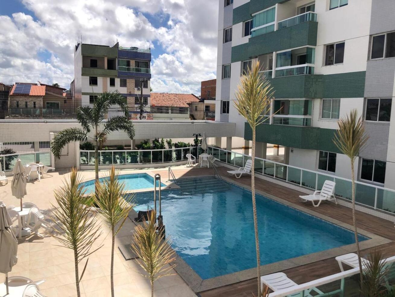 Apto Com Piscina A 1km Do Mar Em Se * Aracaju