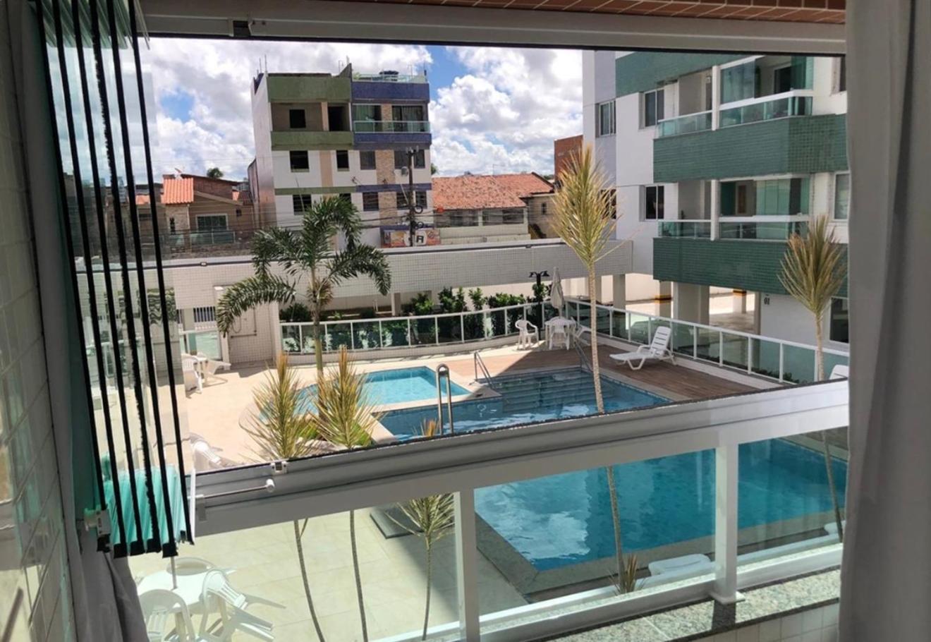 Apto Com Piscina A 1km Do Mar Em Se